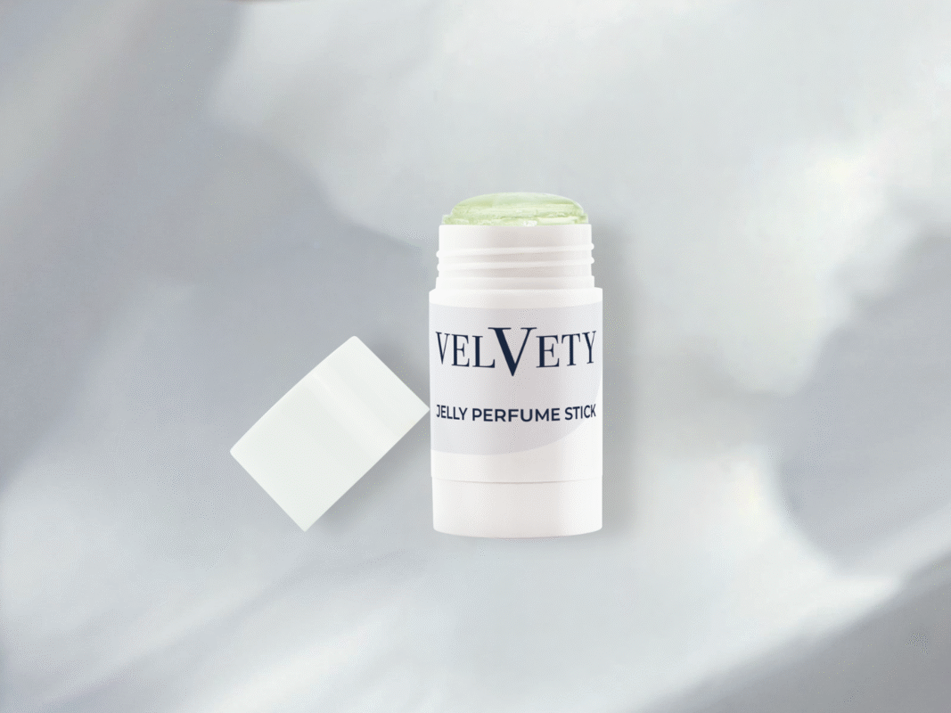 Private Label Jelly Perfume Stick von Velvety mit innovativer Gel Textur.